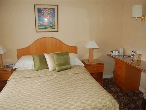 Whin Park Guest House Largs Exteriér fotografie